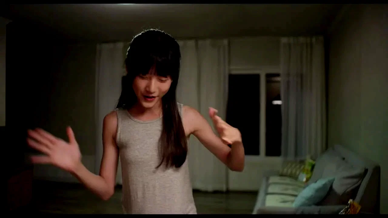 Photo du film : A Girl at my Door