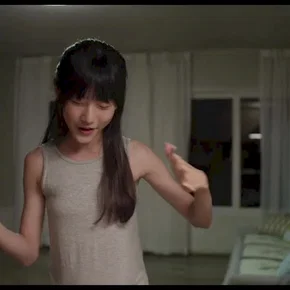 Photo du film : A Girl at my Door