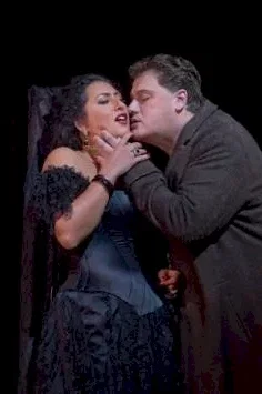 Affiche du film = Carmen