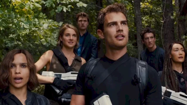 Affiche du film : Divergente 3 : au-delà du mur