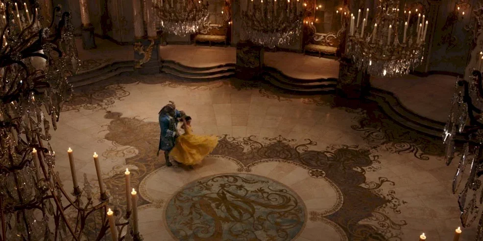 Photo 11 du film : La belle et la bête