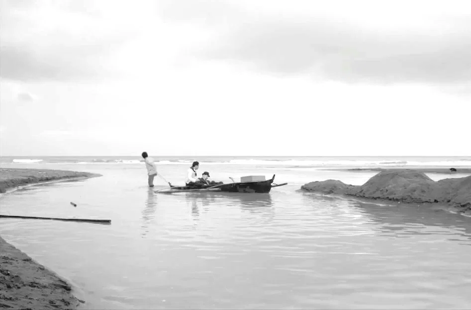 Photo 2 du film : Berceuse pour un sombre mystère