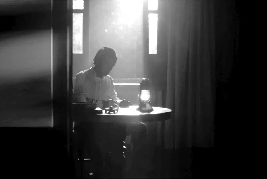 Photo 8 du film : Berceuse pour un sombre mystère