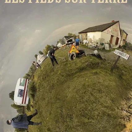 Miniature photo du film : Les pieds sur terre