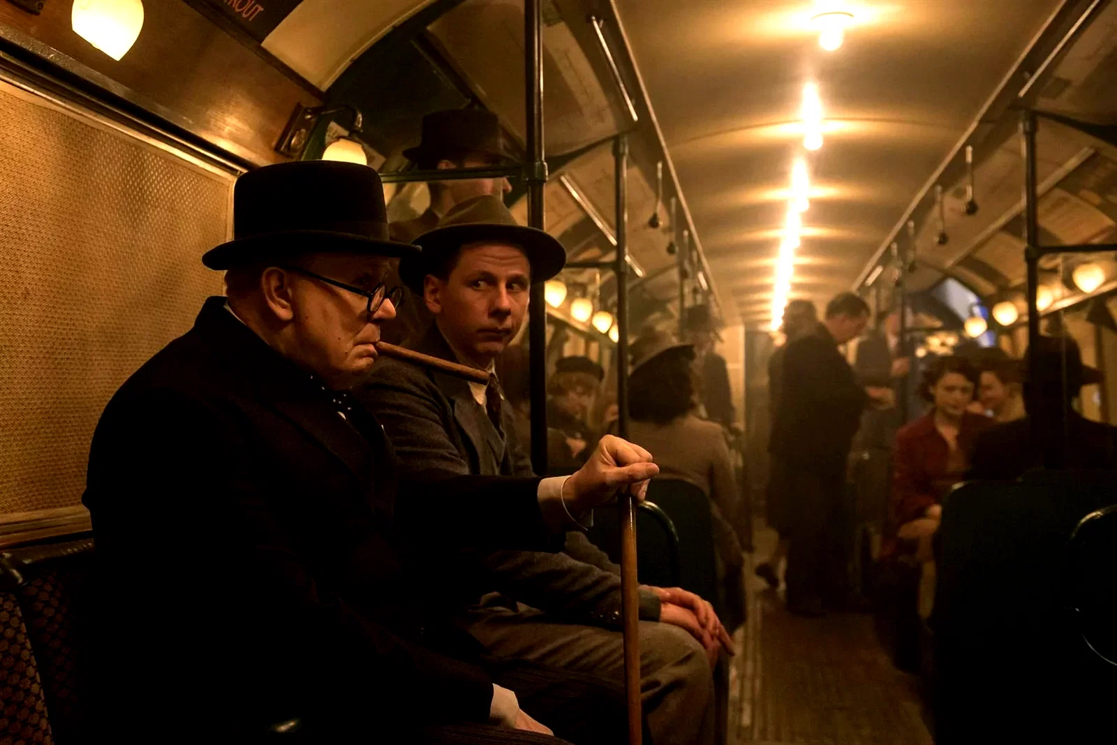 Photo 2 du film : Les Heures sombres
