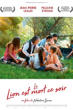 Affiche du film Le lion est mort ce soir