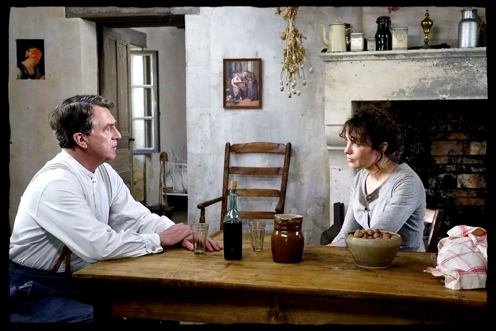 Photo 2 du film : Le Collier rouge