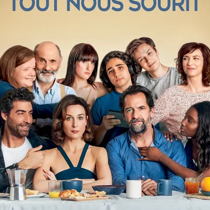 Miniature photo du film : Tout nous sourit