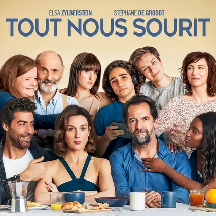 Miniature photo du film : Tout nous sourit