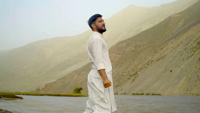 Photo 2 du film : Les Mots de Taj