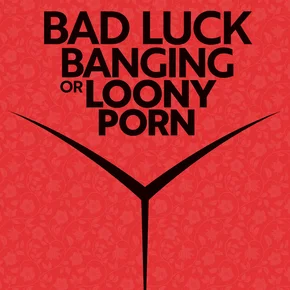 Photo du film : Bad Luck Banging or Loony Porn