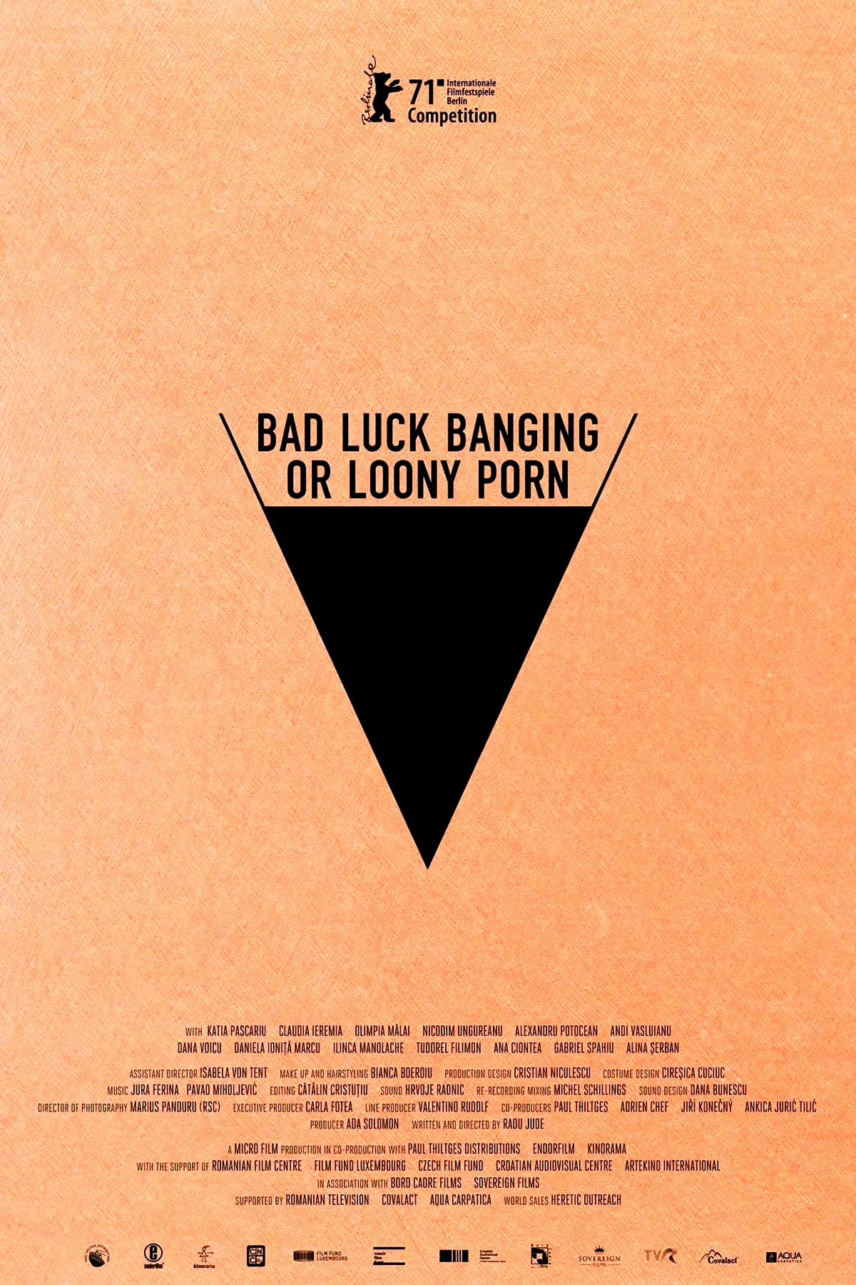 Photo 3 du film : Bad Luck Banging or Loony Porn