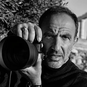 Photo du film : Nikos en vrai, à l'ombre des lumières