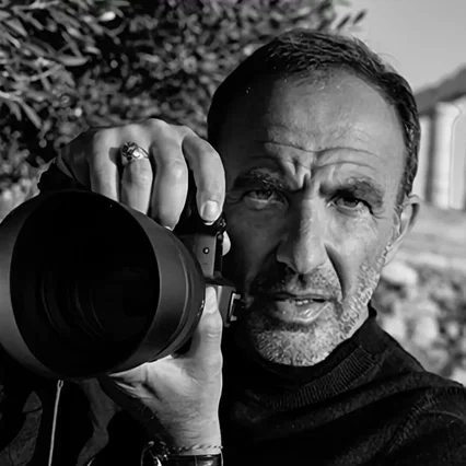 Miniature photo du film : Nikos en vrai, à l'ombre des lumières