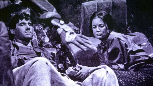 Photo 3 du film : Des filles pour l'armee