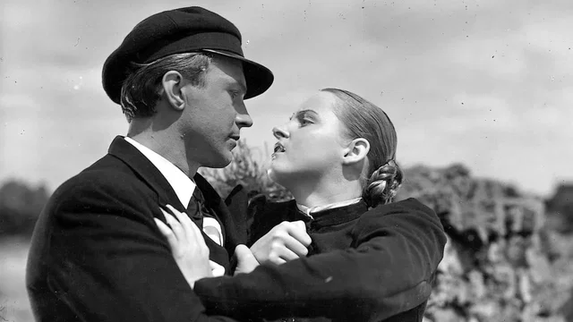 Photo 2 du film : La fille des marais