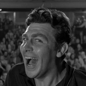 Photo du film : Un homme dans la foule