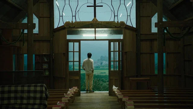 Affiche du film : L'Arbre aux papillons d'or