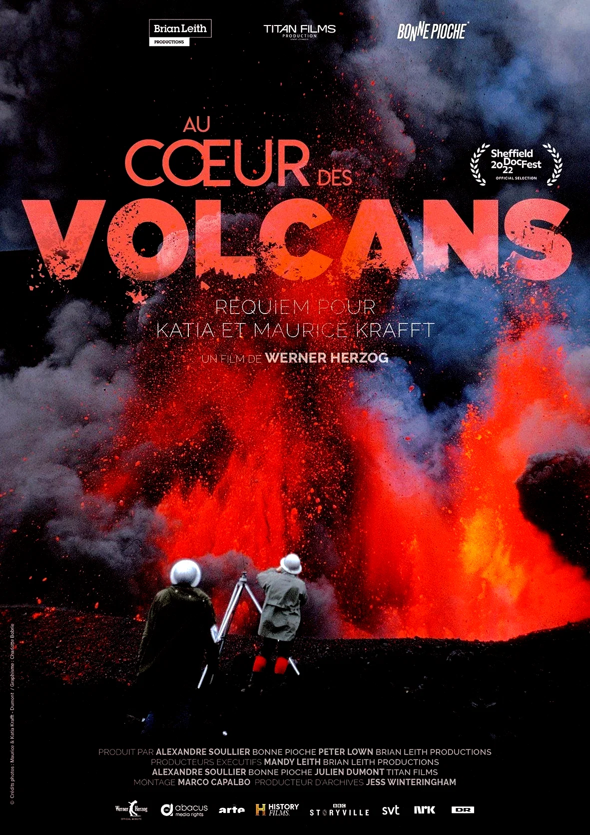Affiche du film : Au cœur des volcans : Requiem pour Katia et Maurice Krafft