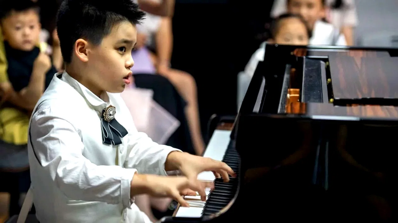 Photo 2 du film : Les enfants pianistes chinois et leur rêve de carrière