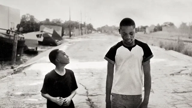 Photo 2 du film : What You Gonna Do When the World's on Fire ?