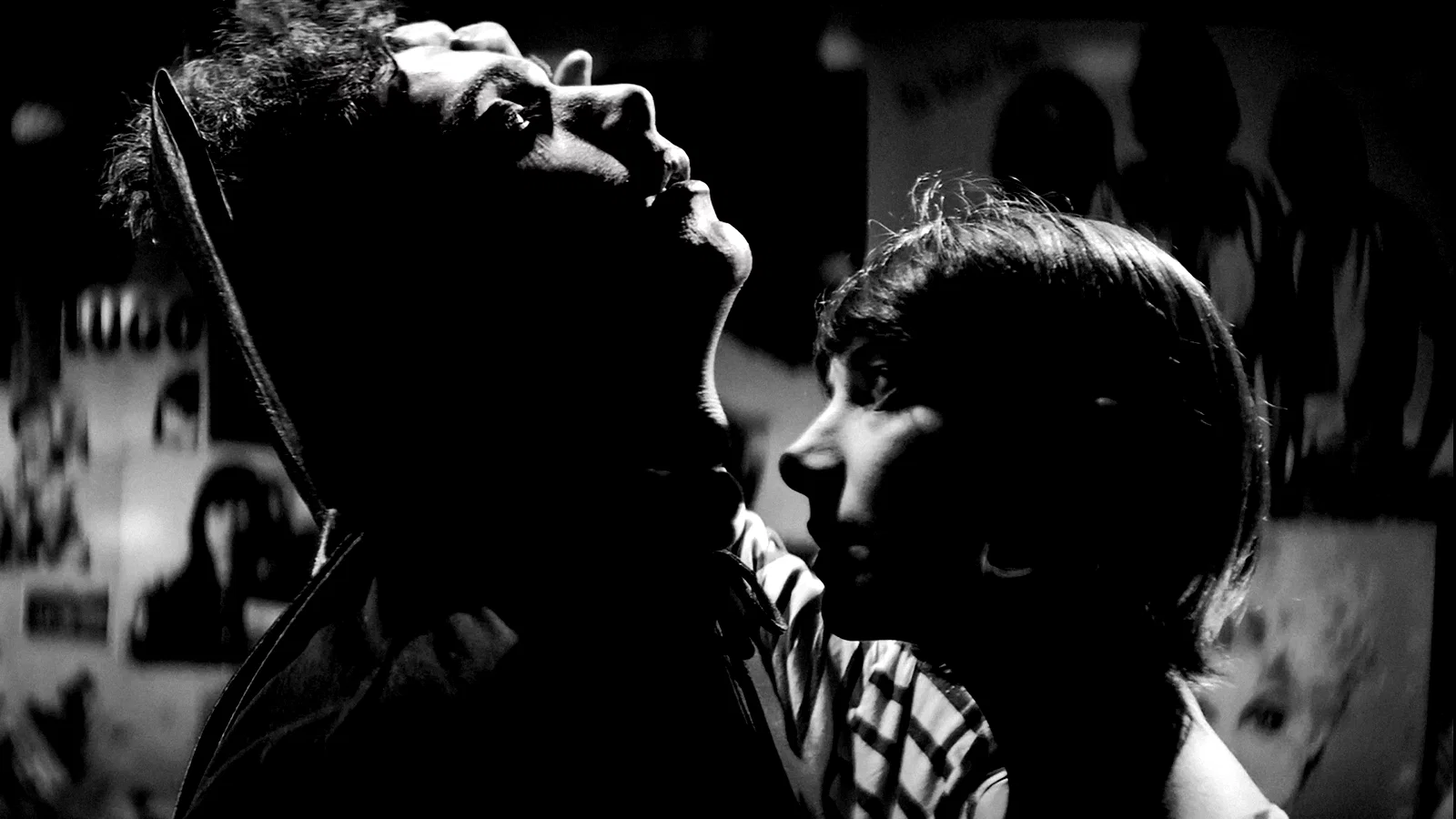 Photo du film : A Girl Walks Home Alone at Night