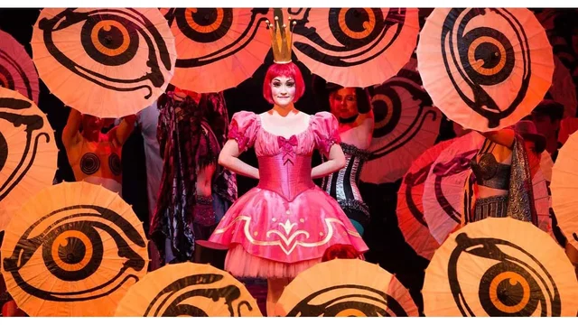 Photo 3 du film : The Metropolitan Opera: Les Contes d'Hoffmann