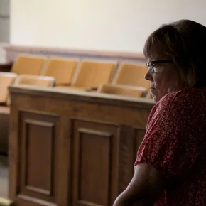 Photo du film : Lindy Lou, jurée numéro 2