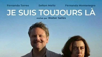 Affiche du film : Je suis toujours là