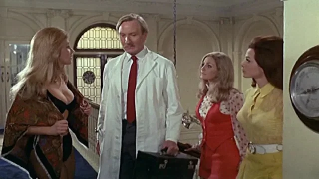 Photo du film : Doctor in Trouble