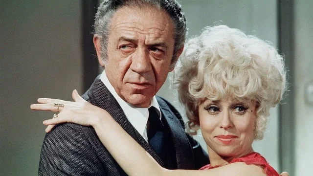 Photo du film : Carry On Girls