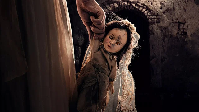 Photo 2 du film : The Communion Girl