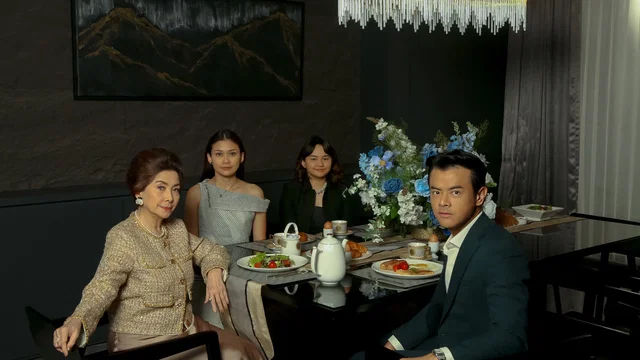 Photo 4 du film : A Normal Woman