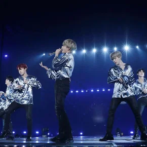 Photo du film : BTS 2017 Live Trilogy EPISODE III THE WINGS TOUR THE FINAL Remastered
