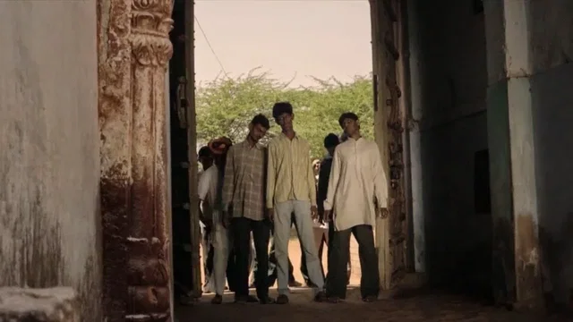 Photo 2 du film : The Dead 2 : India
