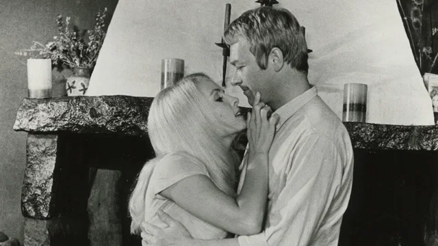 Photo du film : L'Étrangère
