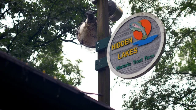 Photo 2 du film : He Who Lives In Hidden Lakes
