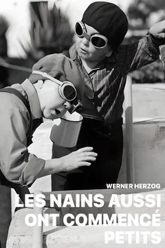 Affiche du film Les nains aussi ont commencé petits