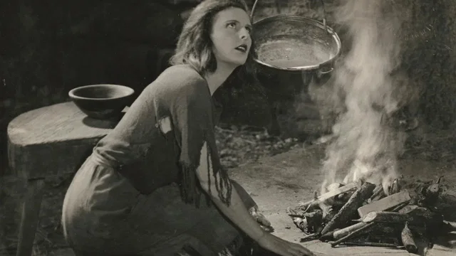 Photo 2 du film : La Lumière bleue