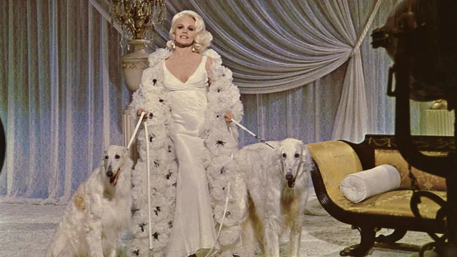 Photo 3 du film : Harlow, la blonde platine