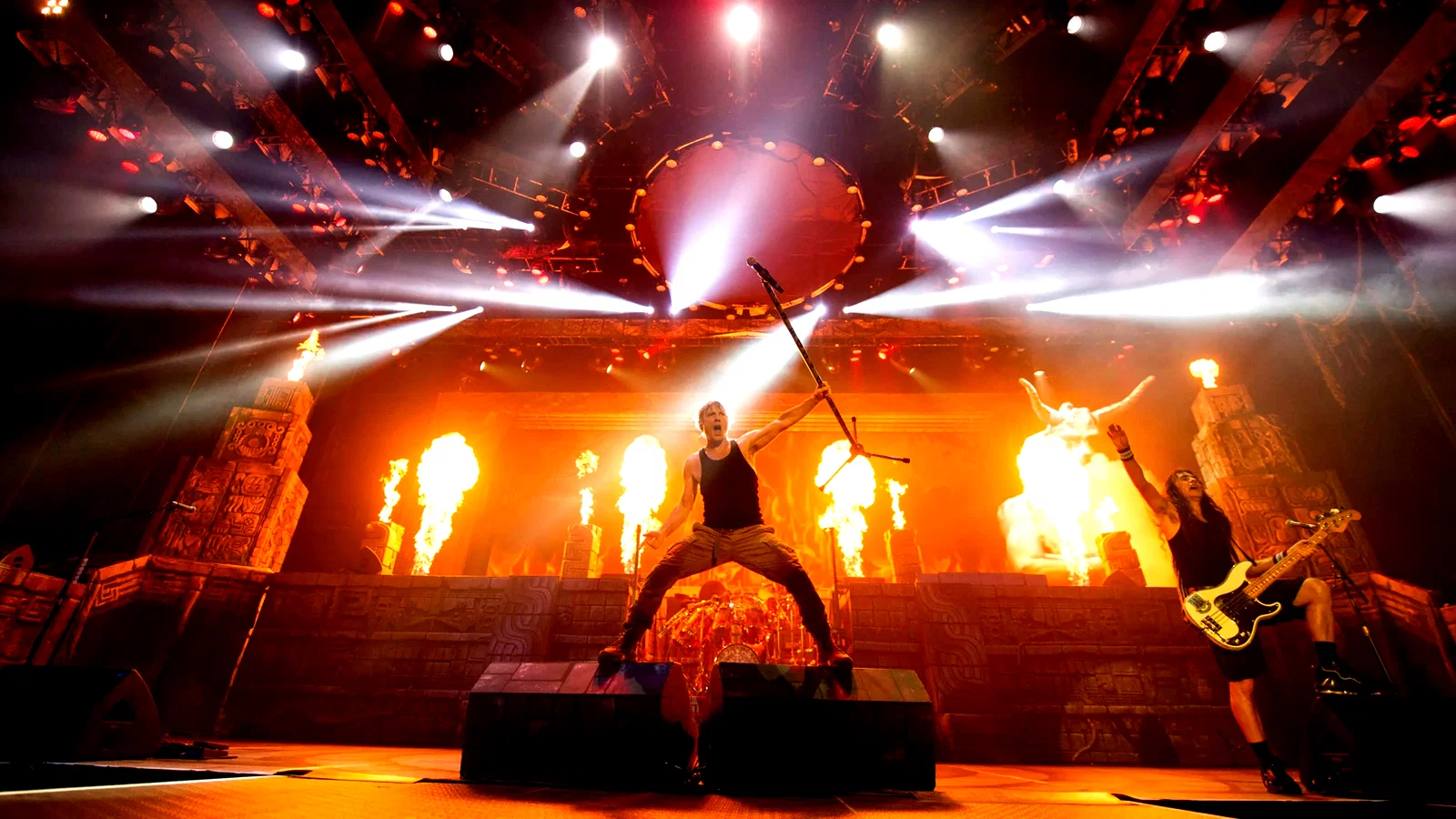 Photo 2 du film : Iron Maiden: Burning Ambition