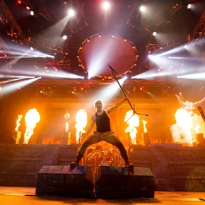 Photo du film : Iron Maiden: Burning Ambition