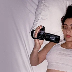 Photo du film : Charli XCX: Alone Together
