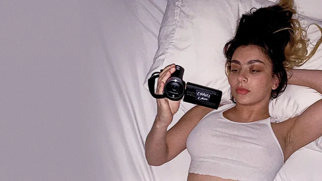 Affiche du film : Charli XCX: Alone Together