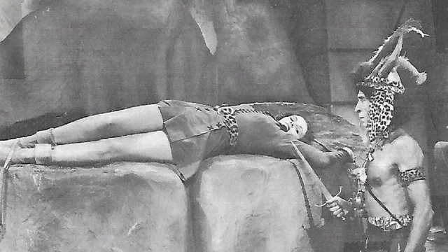 Photo 2 du film : La fille de la jungle