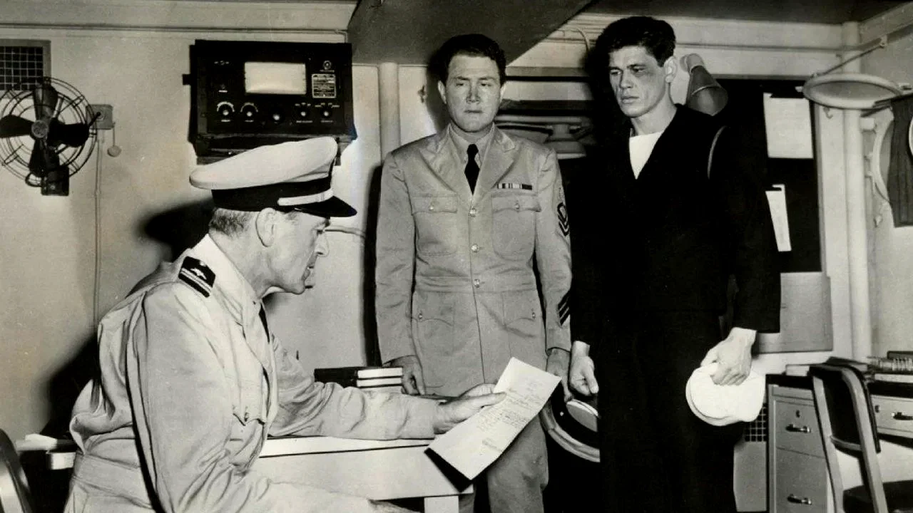 Photo 2 du film : La marine est dans le lac
