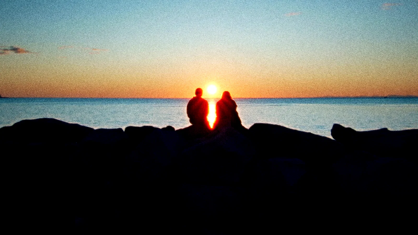 Photo 2 du film : When the Light Breaks