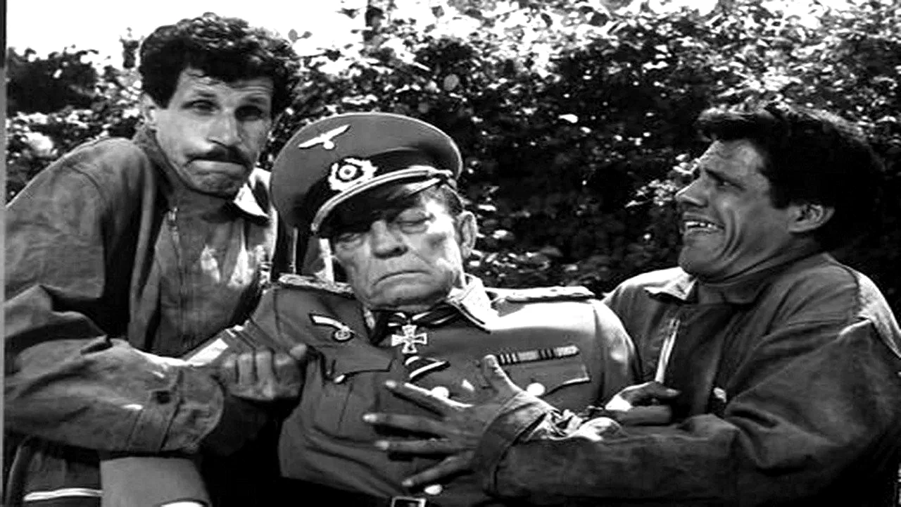 Photo 2 du film : Deux Bidasses et le Général