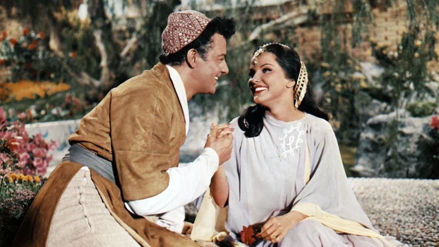 Photo du film : Les amours d'omar khayyam