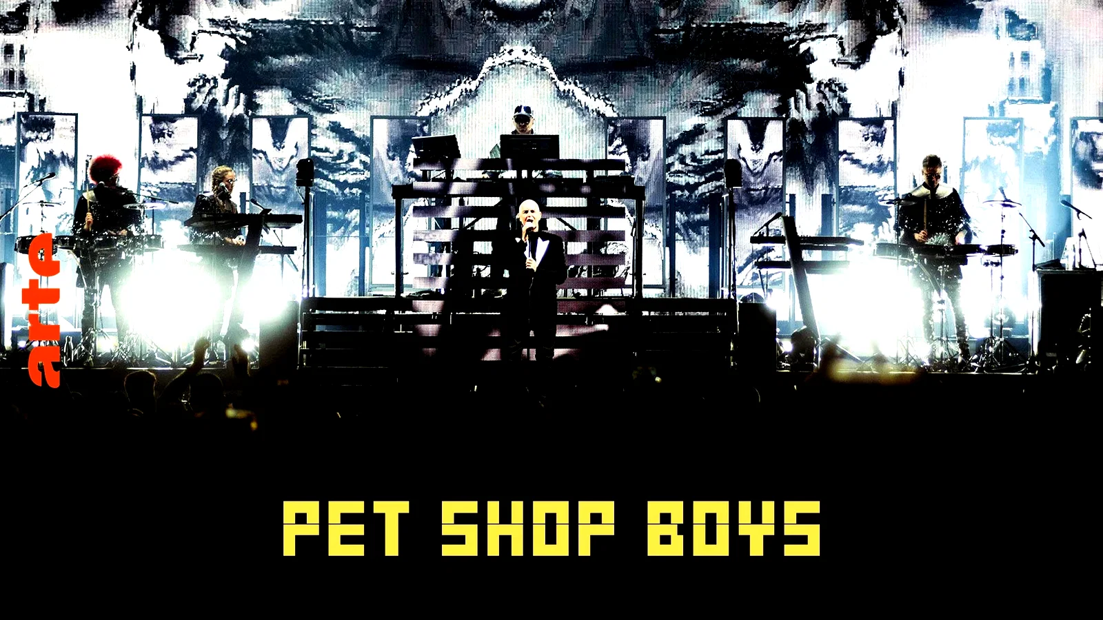 Photo du film : Pet Shop Boys Dreamworld :The greatest hits live at The Royal Arena Copenhagen